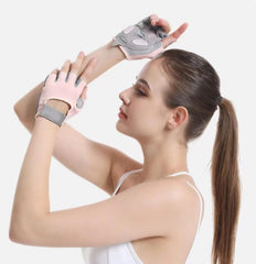 Gym Gloves for Girls & Women – Stylish, Comfortable & Durable in India