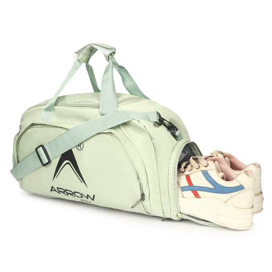 Stylish gym bagpack for men and women in India – perfect for workouts, fitness training and daily gym routine.